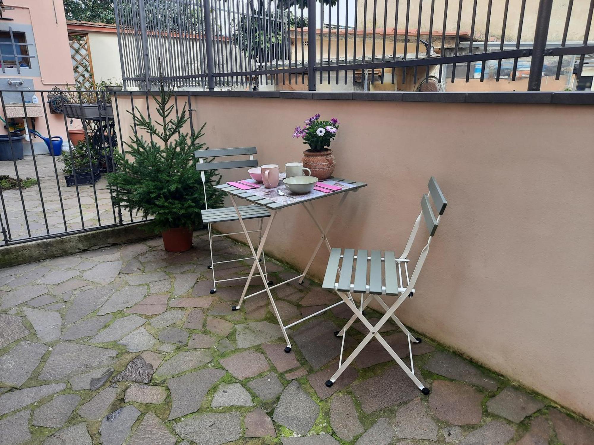 Messer Niccolo - Apartment In Florenz Exterior foto